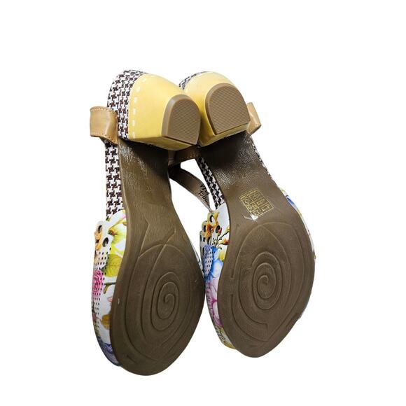 L'Artiste Spring Step 42 Vivitar Art to Wear Leather Sandal Perforated Floral - Picture 2 of 6